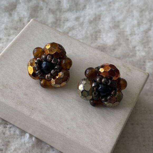 Vintage Jewelry - Vintage 1960s Gold and Silver Bead Cluster Clip-On Earrings